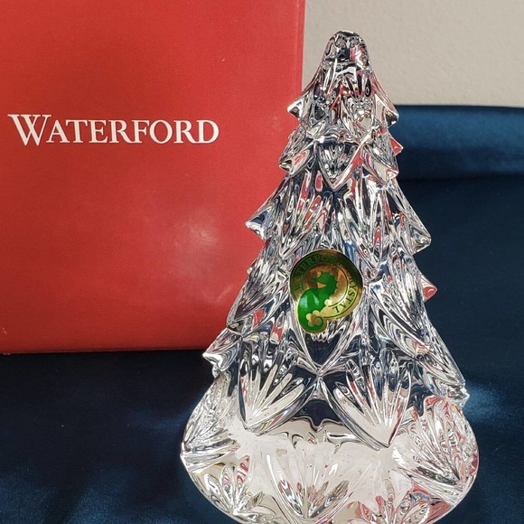 Waterford Crystal Christmas Tree Solid Sculpture Figurine With Box 10 cm - Picture 9 of 10